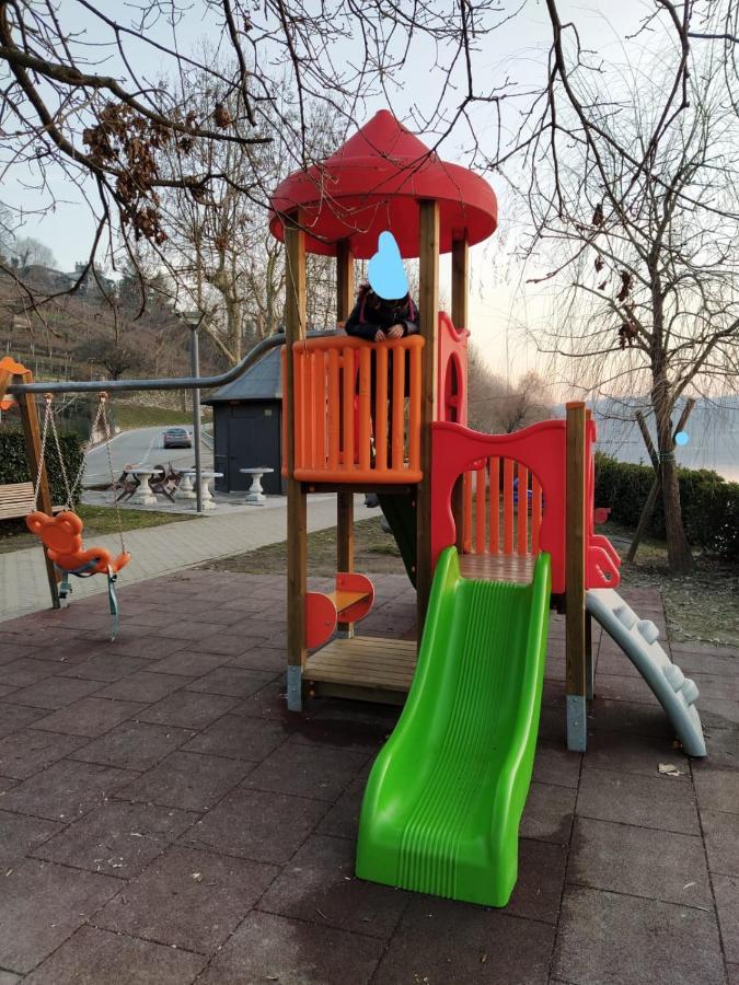 Appartamento Doppi Bagni Sei Posti Letto วิเวโรเน ภายนอก รูปภาพ