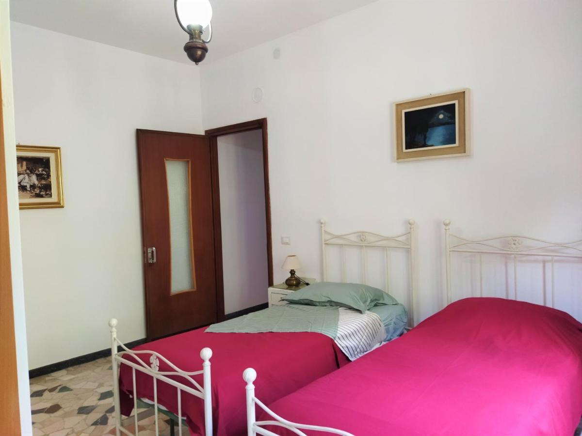 Appartamento Doppi Bagni Sei Posti Letto วิเวโรเน ภายนอก รูปภาพ