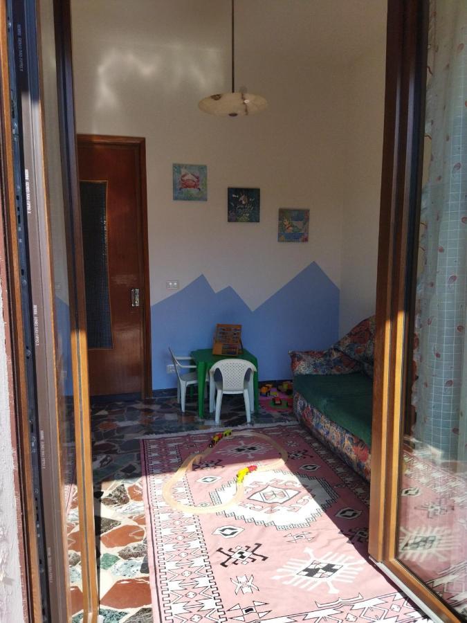Appartamento Doppi Bagni Sei Posti Letto วิเวโรเน ภายนอก รูปภาพ